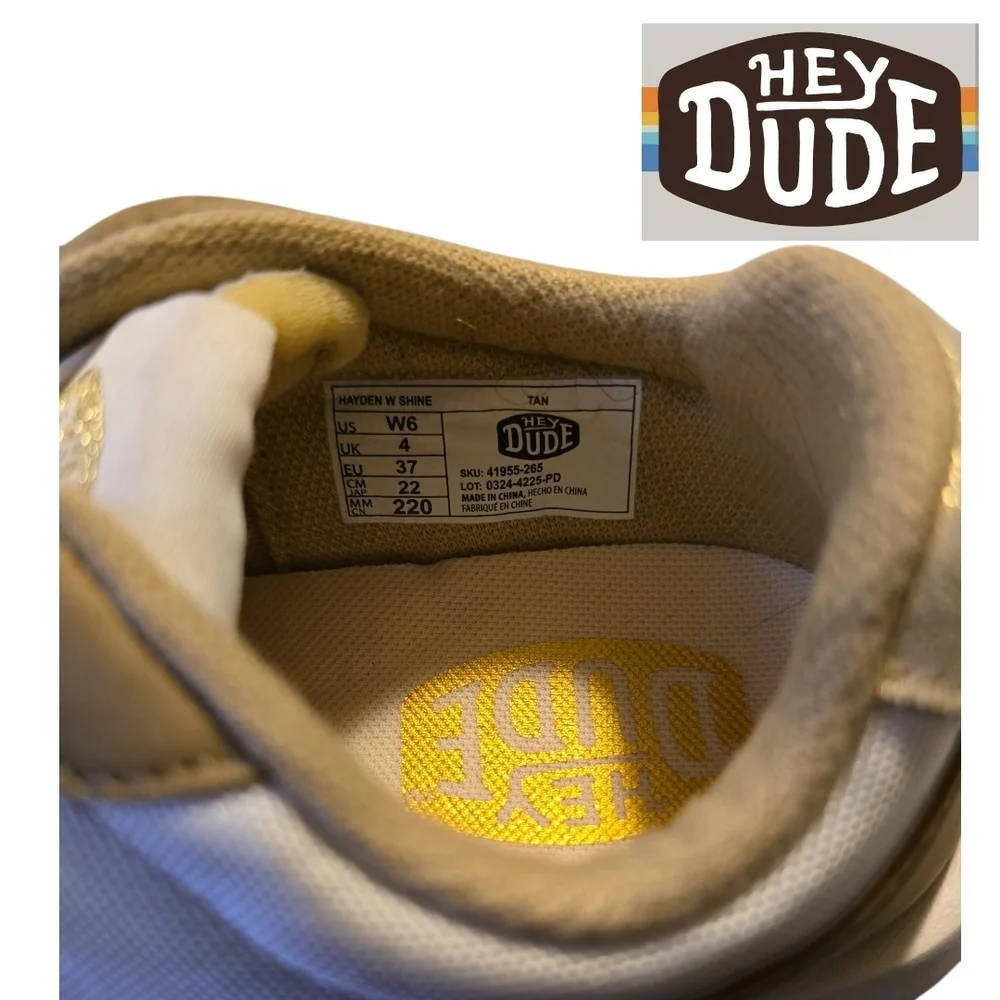 HEY DUDE Hayden Shine Size 6 Womens